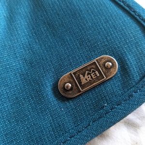 REI Co-op Belltown Wristlet